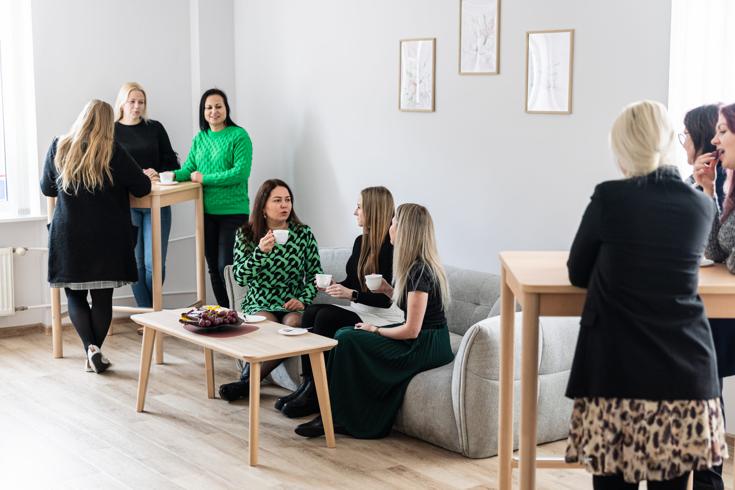 Keelekohviku vestlusring ja sõbralik keskkond